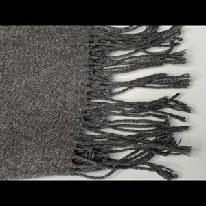 Wool Grey Scarf with Tassels